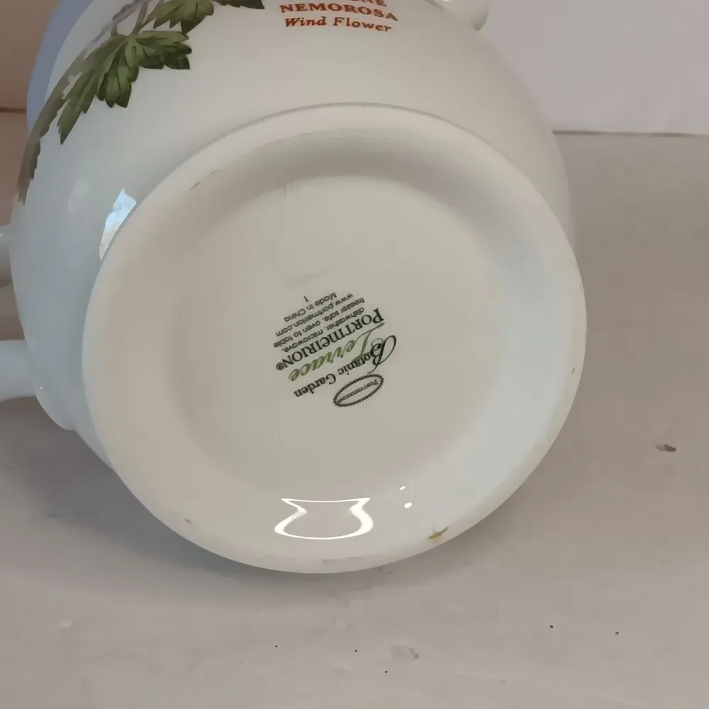 Portmeirion Botanic Garden Pitcher Jug Anemone & Butterfly Design 48 oz 7.5 x 5